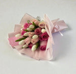 Load image into Gallery viewer, Bouquet 10 Tulipanes y 10 Rosas