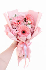 Load image into Gallery viewer, Bouquet 3 Gerberas Pink