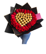 Load image into Gallery viewer, Ramo buchón corazón de chocolates
